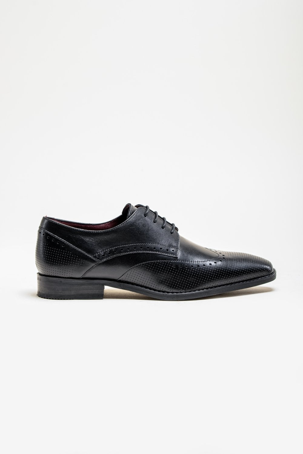 Cavani Lisbon Chaussures noires - Bout d’aile Brogue