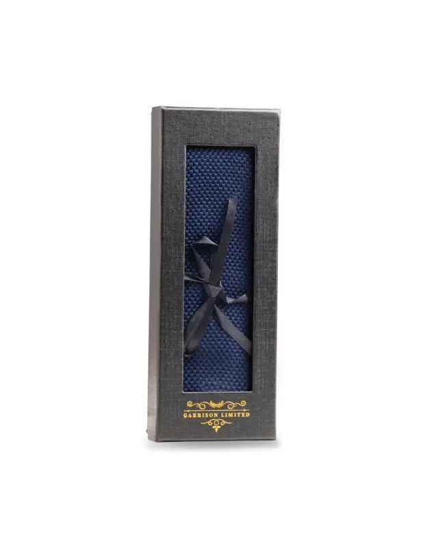 Cravate en maille coloris bleu marine - Garrison Limited
